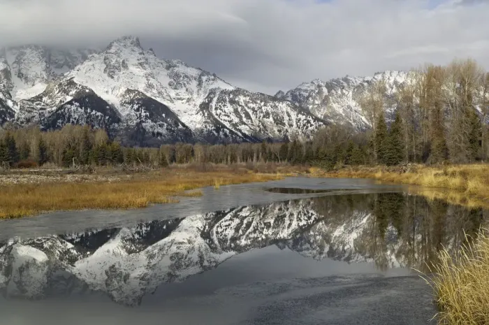 Framed Print : Grand Teton mountains reflected in lake, Grand Teton NP, Wyoming, USA, October 2009 Framed Print : Grand Teton mountains reflected in lake, Grand Teton NP, Wyoming, USA, October 2009
