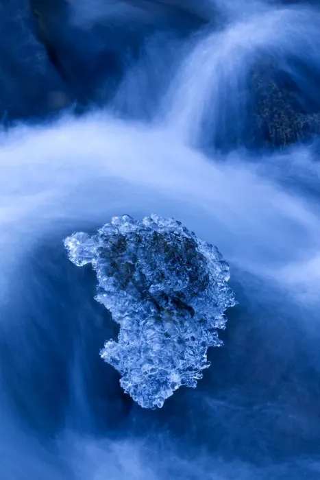 Framed Print : Ice in flowing river water. Scotland, UK, February