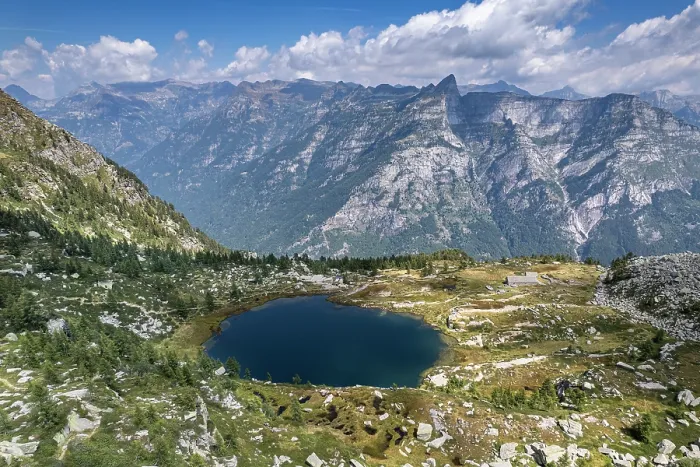 Framed Print : Lake di Starlaresc da Sgiof, Upper Verzasca Valley, Ticino, Switzerland. August, 2022