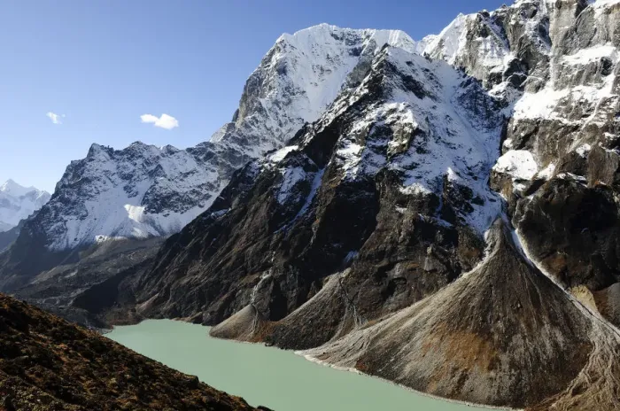 Framed Print : Looking down on Cholatse Lake (4400m) in Sagarmatha National Park (World Heritage UNESCO) Framed Print : Looking down on Cholatse Lake (4400m) in Sagarmatha National Park (World Heritage UNESCO)