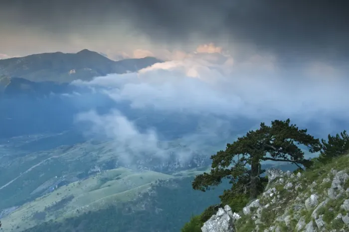 Framed Print : Low clouds over the Pollino National Park, Basilicata, Italy, June 2009 Framed Print : Low clouds over the Pollino National Park, Basilicata, Italy, June 2009