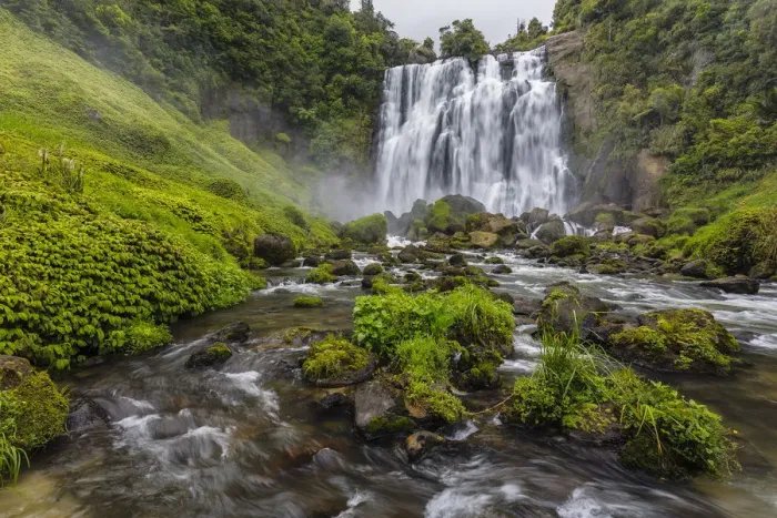Framed Print : Marokopa Falls (30 m), King Country, Waitomo, Waikato, North Island, New Zealand