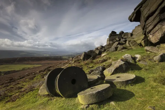 Framed Print : Millstones made from millstone grit beneath Stannage Edge, Hathersage, Derbyshire, November 2016