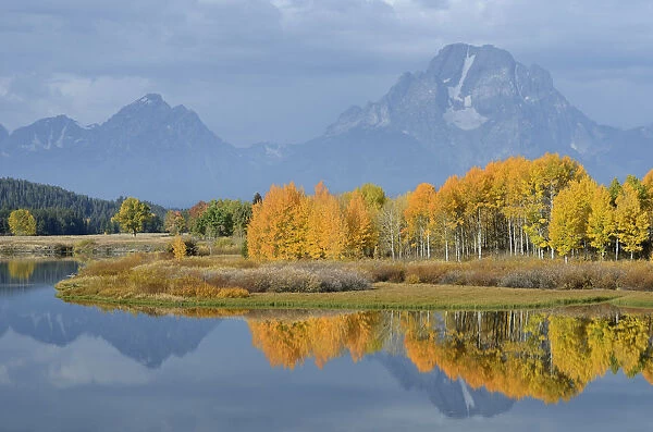 Oxbow Bend with mountains in the distance, Grand Teton National Park, Wyoming, USA