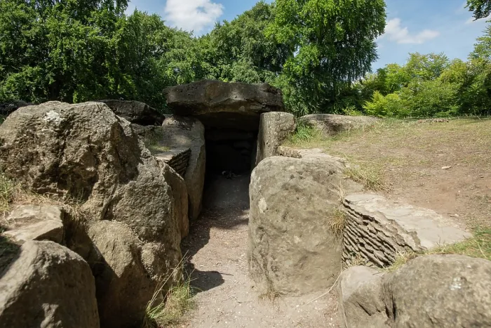 Framed Print : Passage to Waylands Smithy, Neolithic chambered long barrow, built from Sarsen stones and constructed about 3600 BC, Berkshire Down, Oxfordshire, England, UK. August, 2022 Framed Print : Passage to Waylands Smithy, Neolithic chambered long barrow, built from Sarsen stones and constructed about 3600 BC, Berkshire Down, Oxfordshire, England, UK. August, 2022