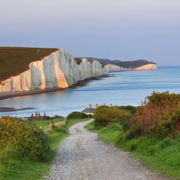 Framed Print : Path towards the coastguard cottages and the Seven Sisters Chalk Cliffs Framed Print : Path towards the coastguard cottages and the Seven Sisters Chalk Cliffs