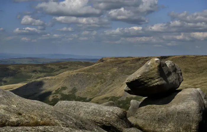 Framed Print : Perched boulder of Carboniferous age Millstone Grit on the western edge of the Kinder Framed Print : Perched boulder of Carboniferous age Millstone Grit on the western edge of the Kinder