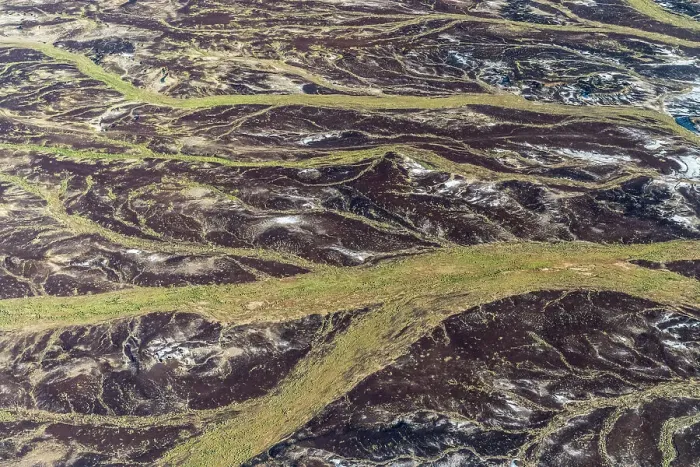 Framed Print : Rivers, green with vegetation and flowing, because of recent uncommonly high rainfall, near the edge of Lake Eyre North.
South Australia, March 2022 Framed Print : Rivers, green with vegetation and flowing, because of recent uncommonly high rainfall, near the edge of Lake Eyre North.
South Australia, March 2022
