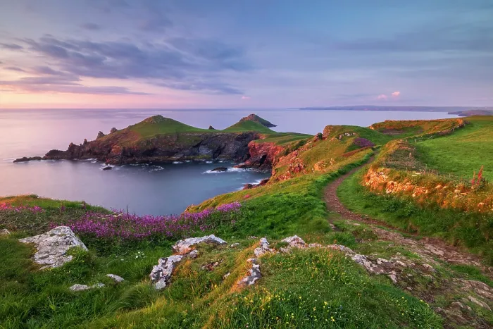 Framed Print : The Rumps, Pentire Head in late evening light with the South West Coast Path, Polzeath, Cornwall, England, UK. May, 2024 Framed Print : The Rumps, Pentire Head in late evening light with the South West Coast Path, Polzeath, Cornwall, England, UK. May, 2024