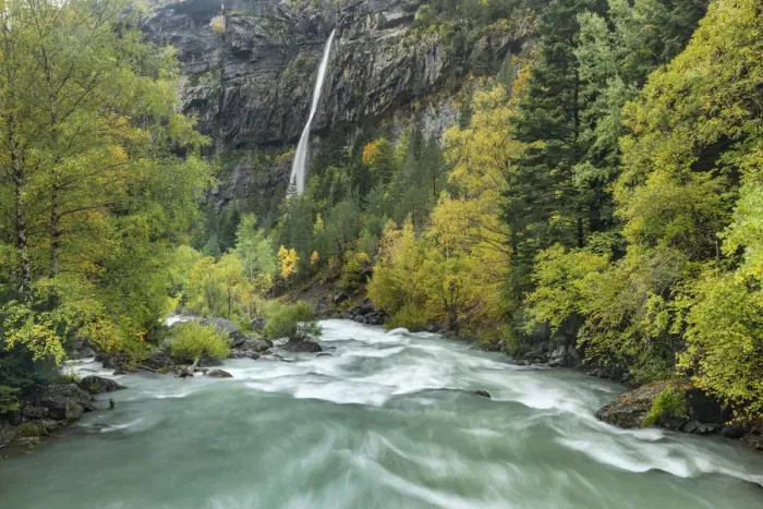Framed Print : Salto del Carpin, Valle de Bujaruelo, Ordesa National Park, Spain. October 2019 Framed Print : Salto del Carpin, Valle de Bujaruelo, Ordesa National Park, Spain. October 2019