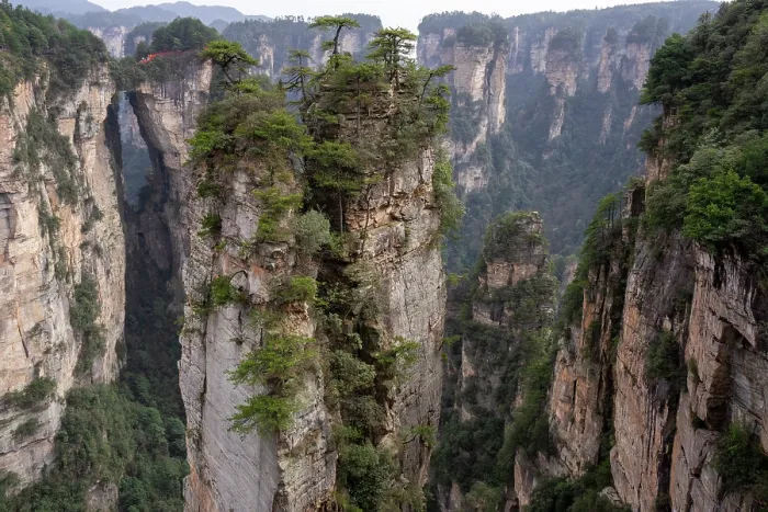 Framed Print : Sandstone pillars at the Zhangjiajie National Forest Park, Wulingyuan Scenic area Framed Print : Sandstone pillars at the Zhangjiajie National Forest Park, Wulingyuan Scenic area