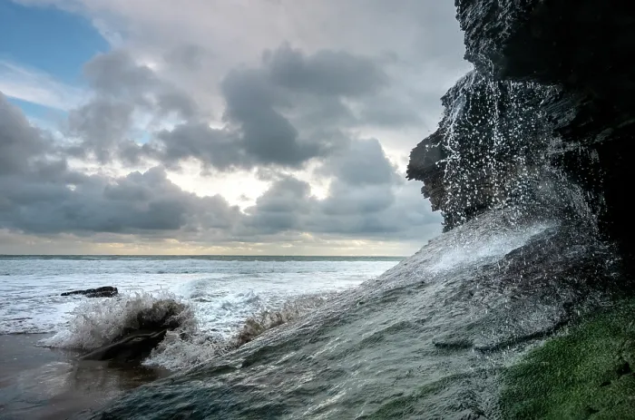 Framed Print : A small waterfall on coastal cliffs at Porth Ceiriad, near Abersoch, Wales, UK. November, 2023 Framed Print : A small waterfall on coastal cliffs at Porth Ceiriad, near Abersoch, Wales, UK. November, 2023