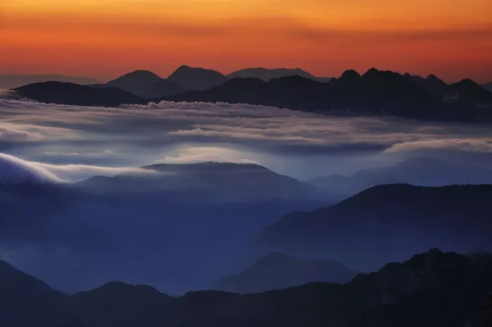 Framed Print : Sunrise in the Julian Alps, viewed from Mount Kriz, Triglav National Park, Slovenia Framed Print : Sunrise in the Julian Alps, viewed from Mount Kriz, Triglav National Park, Slovenia