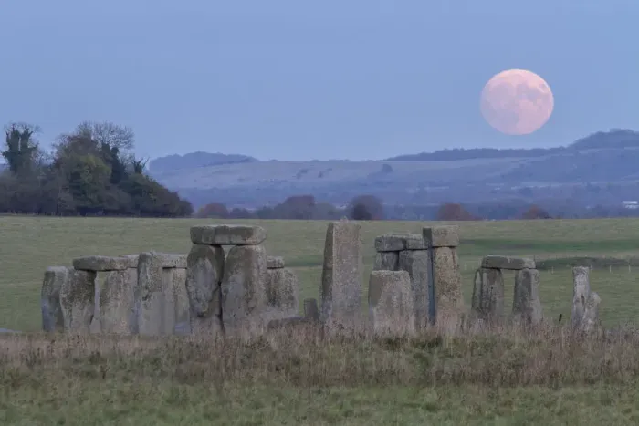 Framed Print : Supermoon rising over Stonehenge Wiltshire, the biggest Supermoon in 68 years Framed Print : Supermoon rising over Stonehenge Wiltshire, the biggest Supermoon in 68 years