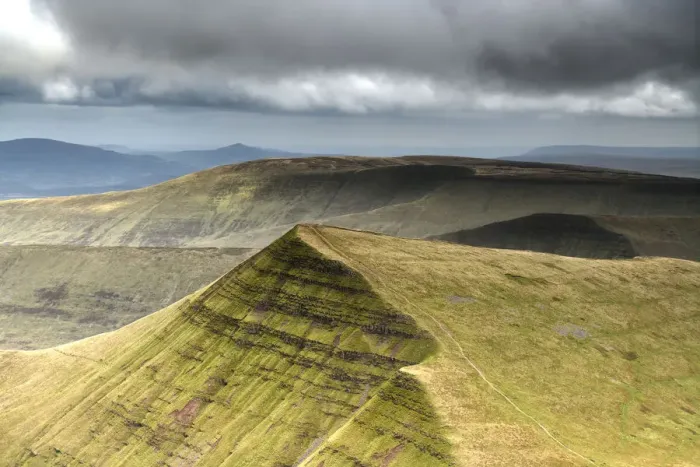 Framed Print : View towards Cribyn from Pen y Fan in the Brecon Beacons National Park, Wales, September