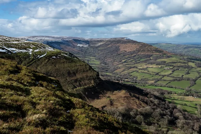 Framed Print : View across the Red Daren Ice Age landslip with Ffynnon limestone outcrops and the Olchon Valley with the Black Hill / Cat's Back in the background, Black Mountains Framed Print : View across the Red Daren Ice Age landslip with Ffynnon limestone outcrops and the Olchon Valley with the Black Hill / Cat's Back in the background, Black Mountains