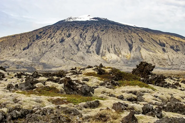 Framed Print : View of Saefellsjokull, a 700, 000 year old stratovolcano and an old lava field with moss heath, Saefellsnes Peninsula, Iceland. September, 2023