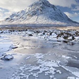 Buacaille Etive Mor and River Etive in winter, Rannoch Moor, Glencoe, Scotland, UK