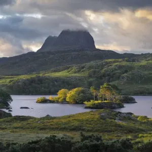 Early morning view of Loch Bad na Murichinn, Assynt, Highlands, Scotland. August, 2019 Early morning view of Loch Bad na Murichinn, Assynt, Highlands, Scotland. August, 2019