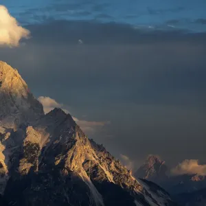 Evening light on Gruppo del Sorapiss, Dolomite Mountains, Belluno Province, Veneto