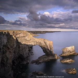 The Green Bridge sea arch of Wales, Castlemartin, Pembrokeshire, Wales, UK, September