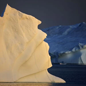 Iceberg at dusk, Greenland, August 2009 WWE BOOK