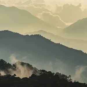 Paysage de montagne de la chaîne Talamanca, réserves de la chaîne Talamanca-La Amistad / La Amistad. Paysage de montagne de la chaîne Talamanca, réserves de la chaîne Talamanca-La Amistad / La Amistad.