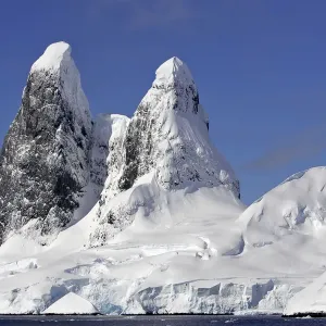 Antarctic Peninsula Mountains Print Antarctic Peninsula Mountains Print