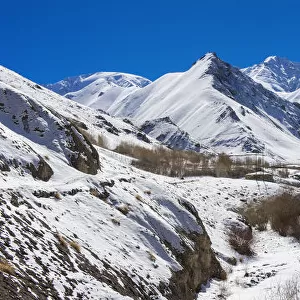 Snow-covered Himalayan mountains, habitat of the snow leopard (Panthera uncia), Hemis National Park