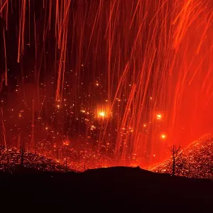 Cumbre Vieja Volcano Eruption Print Cumbre Vieja Volcano Eruption Print