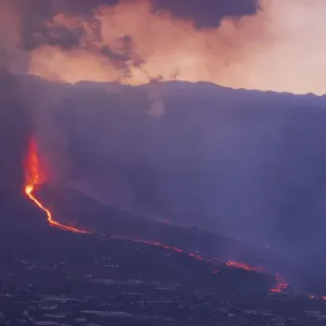 Volcanic eruption and lava flow, Cumbre Vieja Volcano. La Palma. Canary Islands Volcanic eruption and lava flow, Cumbre Vieja Volcano. La Palma. Canary Islands