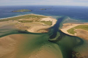 Images Dated 12th September 2009: Aerial view of the Dooey Peninsula and Ballyness Bay north of Gortahork, County Donegal