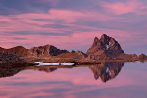 Summit Prints: Anayet Lakes at sunset with the peak of Midi d´Ossau in Pyrennes National Park