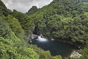 Images Dated 10th August 2021: Bassin la Mer on the Riviere des Roches, Reunion Island