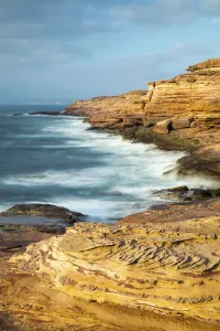 Images Dated 3rd December 2015: Coastal cliffs of Kalbarri National Park at Pot Alley, Western Australia, December 2015