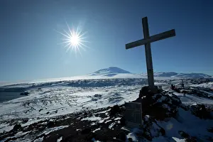 Monuments Prints: Cross on Windvane Hill