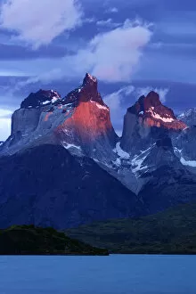 Majestic Collection: Cuernos del Paine at dawn seen from Pehoe lake, Torres del Paine National Park, Patagonia