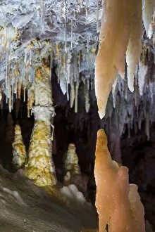 El Soplao is a cave located in the municipalities of Rionansa, Valdaliga and Herrerias