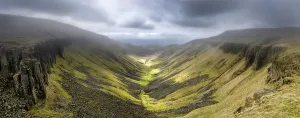 Panorama Prints: High Cup, u-shaped valley with intrusive dolerites of the Whin Sill exposed at sides