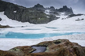 Images Dated 9th September 2020: Ice in a mountain lake. Aiguilles Rouges Reserve, Alps, France, July