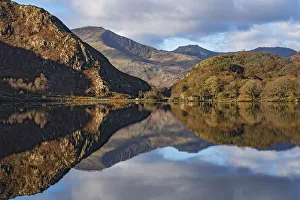 Snowdonia Gallery: Llyn Dinas, view west to Moel Hebog and Moel Lefn. Nant Gwynant valley, Beddgelert