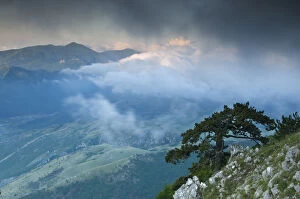 Images Dated 4th June 2009: Low clouds over the Pollino National Park, Basilicata, Italy, June 2009
