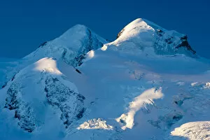 Images Dated 27th April 2011: Lower peaks of the Mont Cervin / Monte Cervino / The Matterhorn massif, Pennine Alps