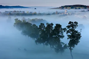 Images Dated 25th July 2012: A misty autumn morning, Milborne Port, on the Dorset / Somerset Border, England UK