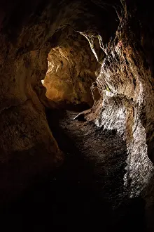France Prints: Narrow gallery in the Grotte des Fees