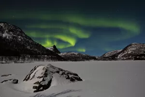 Images Dated 26th February 2018: Northern lights (Aurora borealis) over Senja, Norway. February