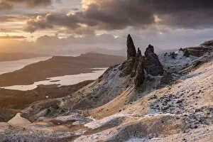 Images Dated 4th December 2013: The Old Man of Storr, early morning light after a dusting of snow, Trotternish peninsula