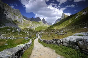 Footpaths Collection: Path to the Lac des Vaches looking towards the Aiguille de la Vanoise, Vanoise National Park