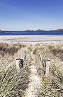 Footpaths Gallery: Path leading down to Blockhouse Beach, Tresco, Isles of Scilly, Cornwall, England