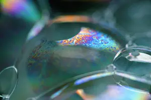 Natural Pattern Prints: Patterns on soap bubble showing light interference patterns